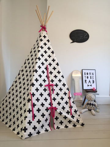 Original Wildfire Teepee Cross Print Pink Trim Closed MyBabyEdit