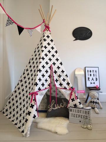 Original Wildfire Teepee Cross Print Pink Trim open MyBabyEdit