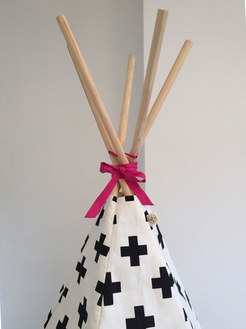 Original Wildfire Teepee Cross Print Pink Trim Close Up 2 MyBabyEdit